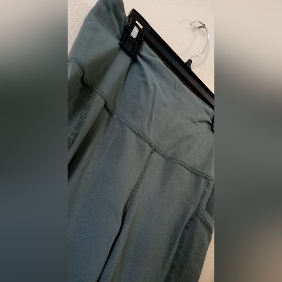 Colored leggings - Picture 2 of 2